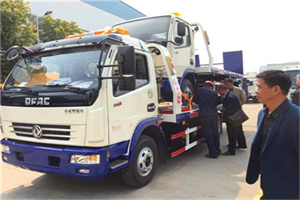 甘州汽车道路救援拖车价格